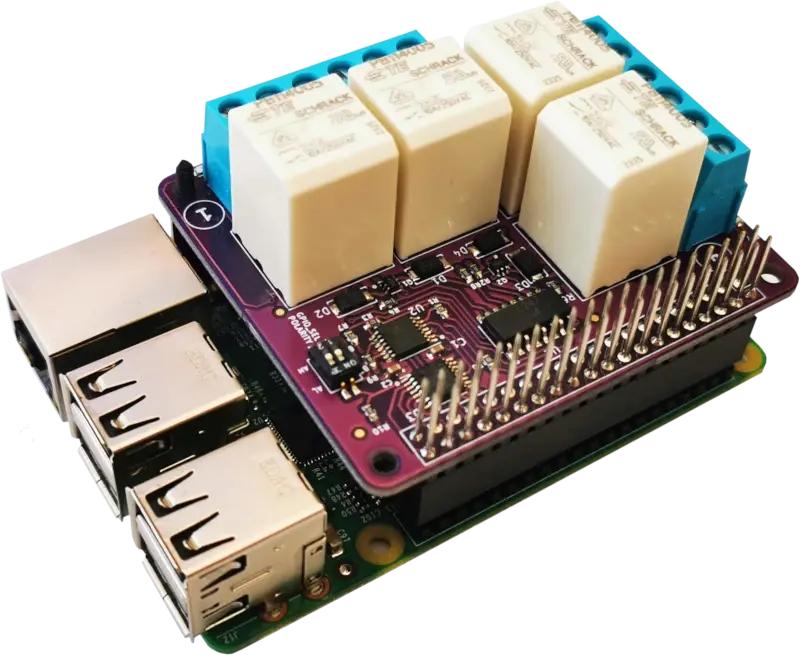 qRecon Relay HAT mounted on Raspberry Pi 5. Shows 4 relays and full setup.